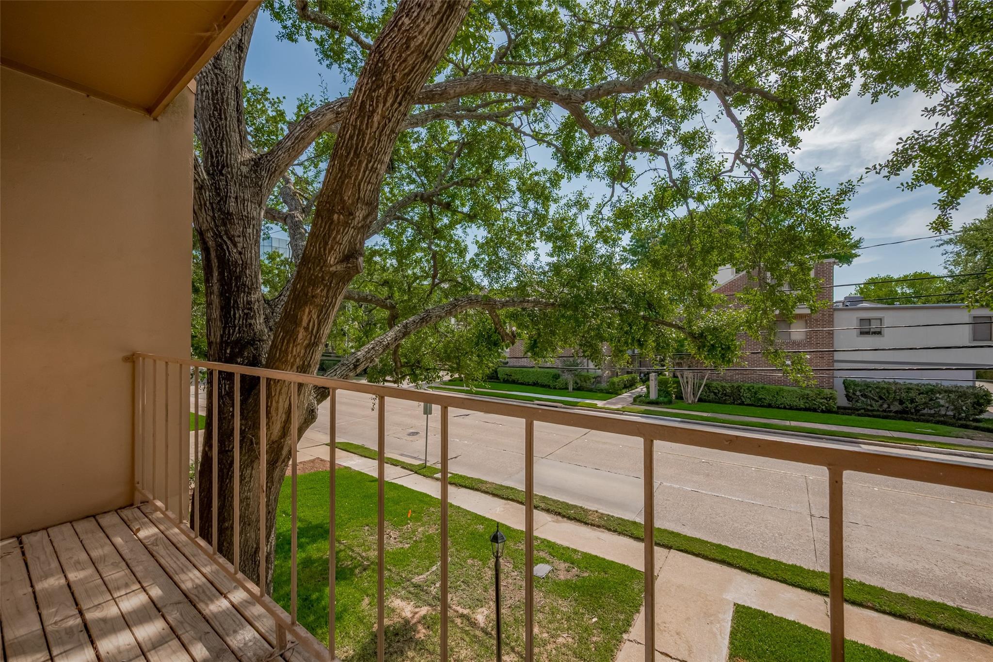 1115 Augusta Drive # 2