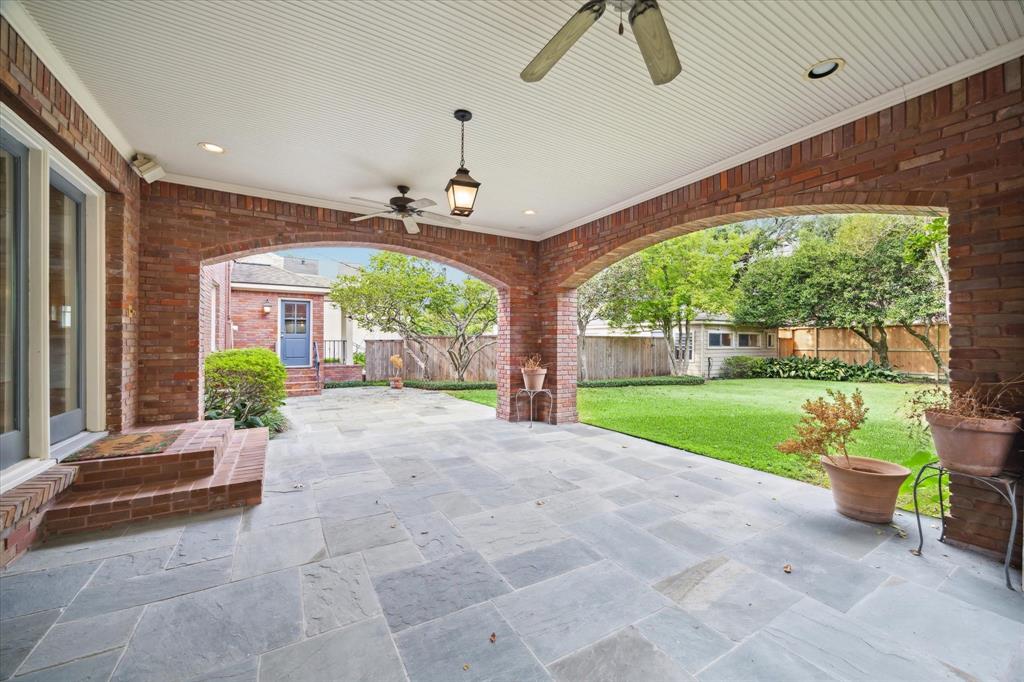 2722 Pemberton Drive