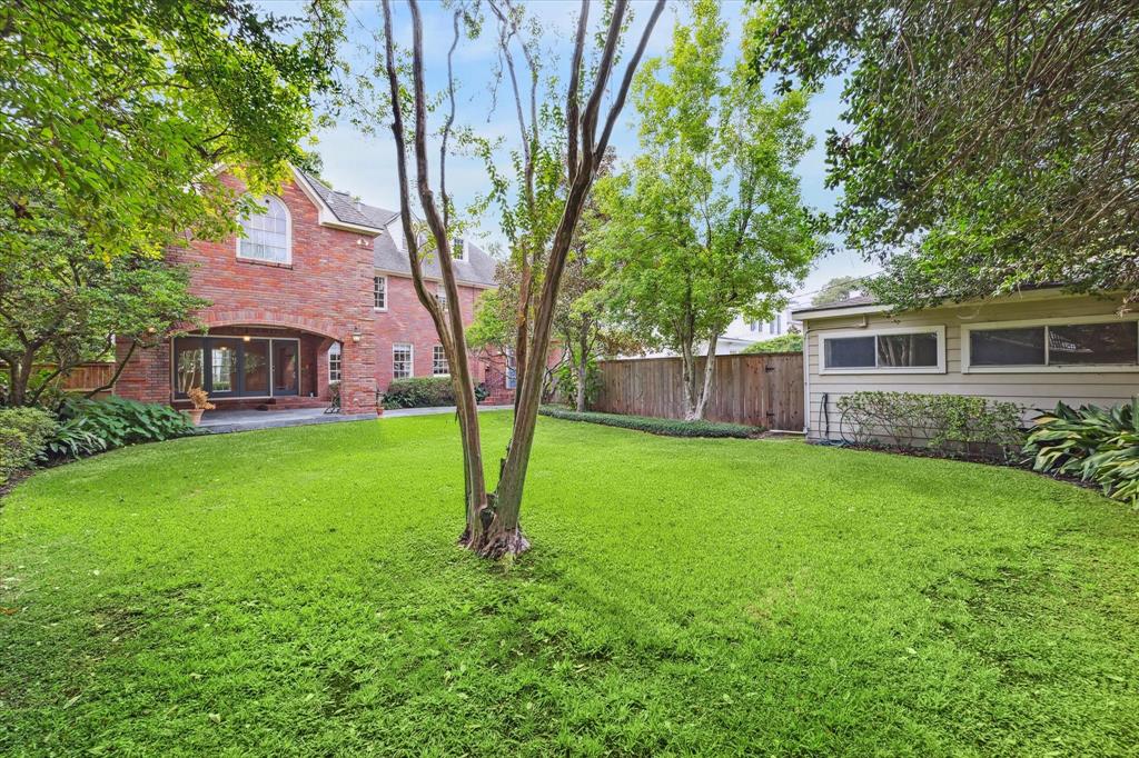 2722 Pemberton Drive