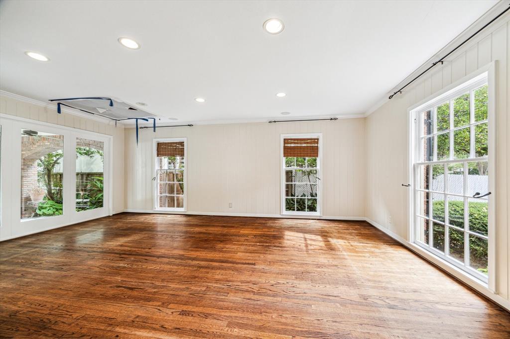 2722 Pemberton Drive