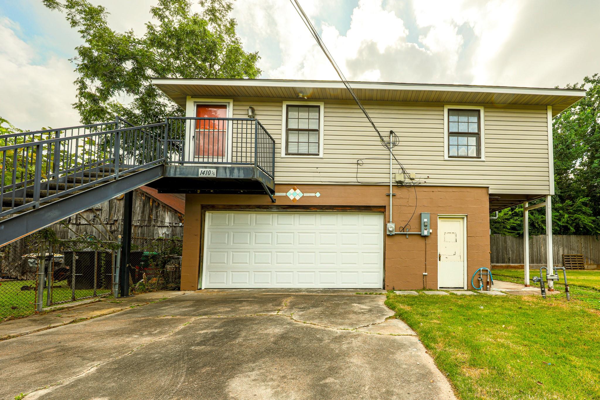 1410 Herkimer Street Unit: 1/2