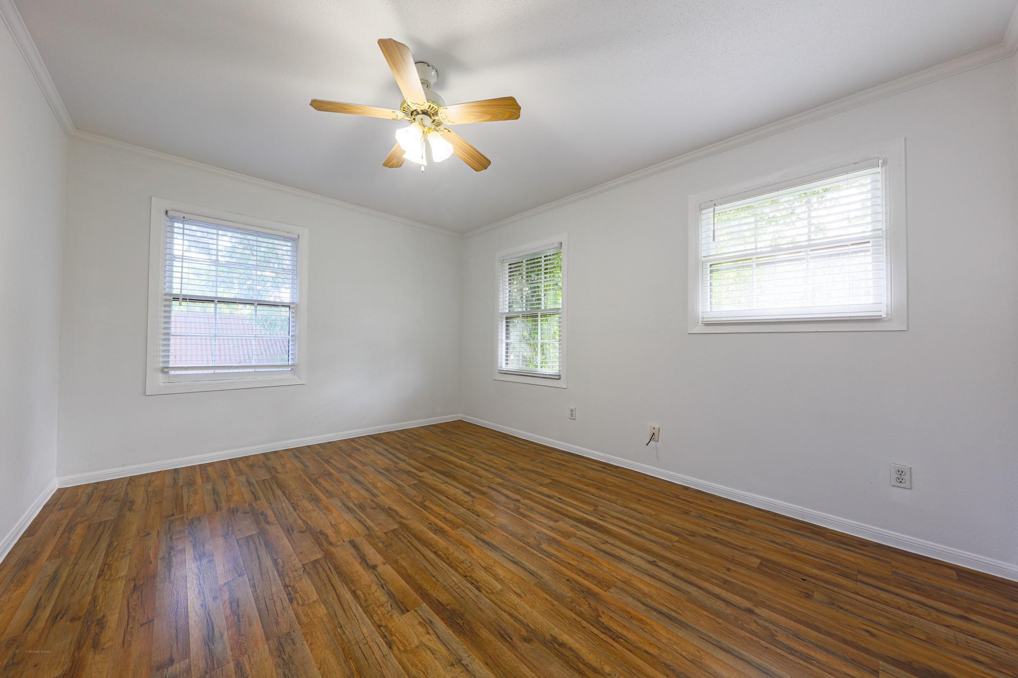 1410 Herkimer Street Unit: 1/2