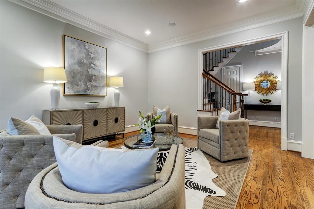 6412 Wakeforest Avenue