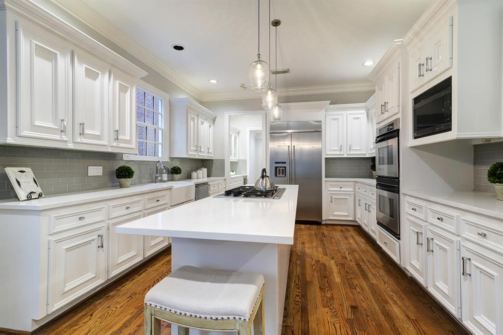 6412 Wakeforest Avenue