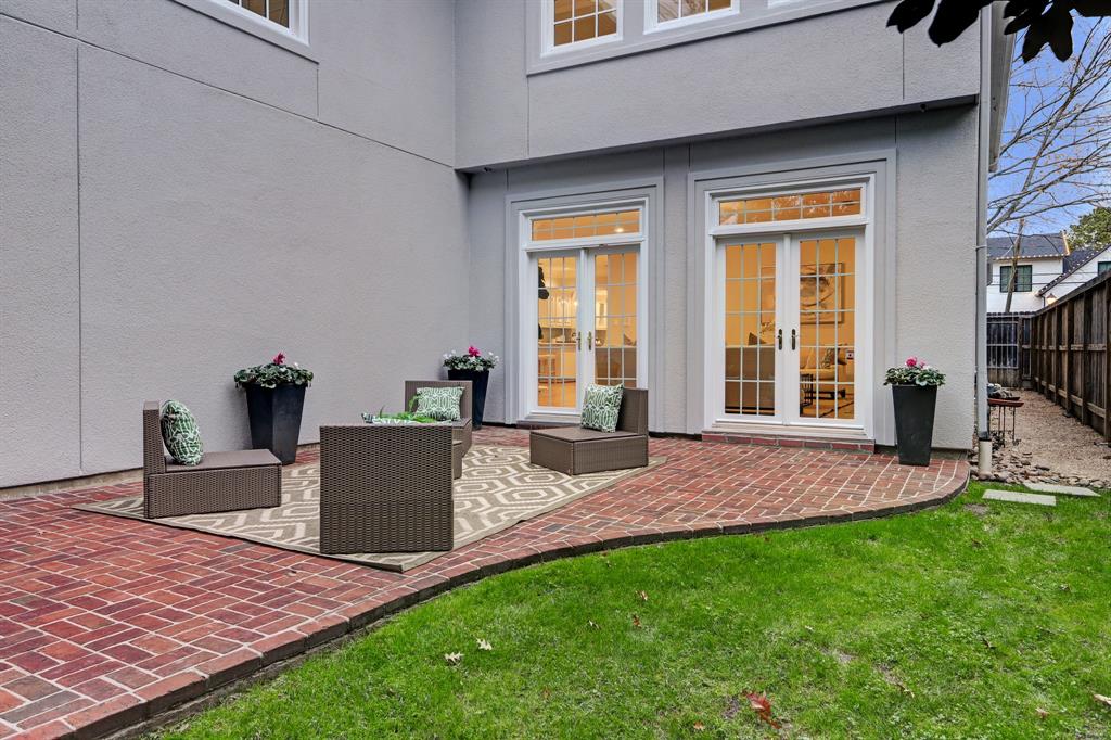 6412 Wakeforest Avenue