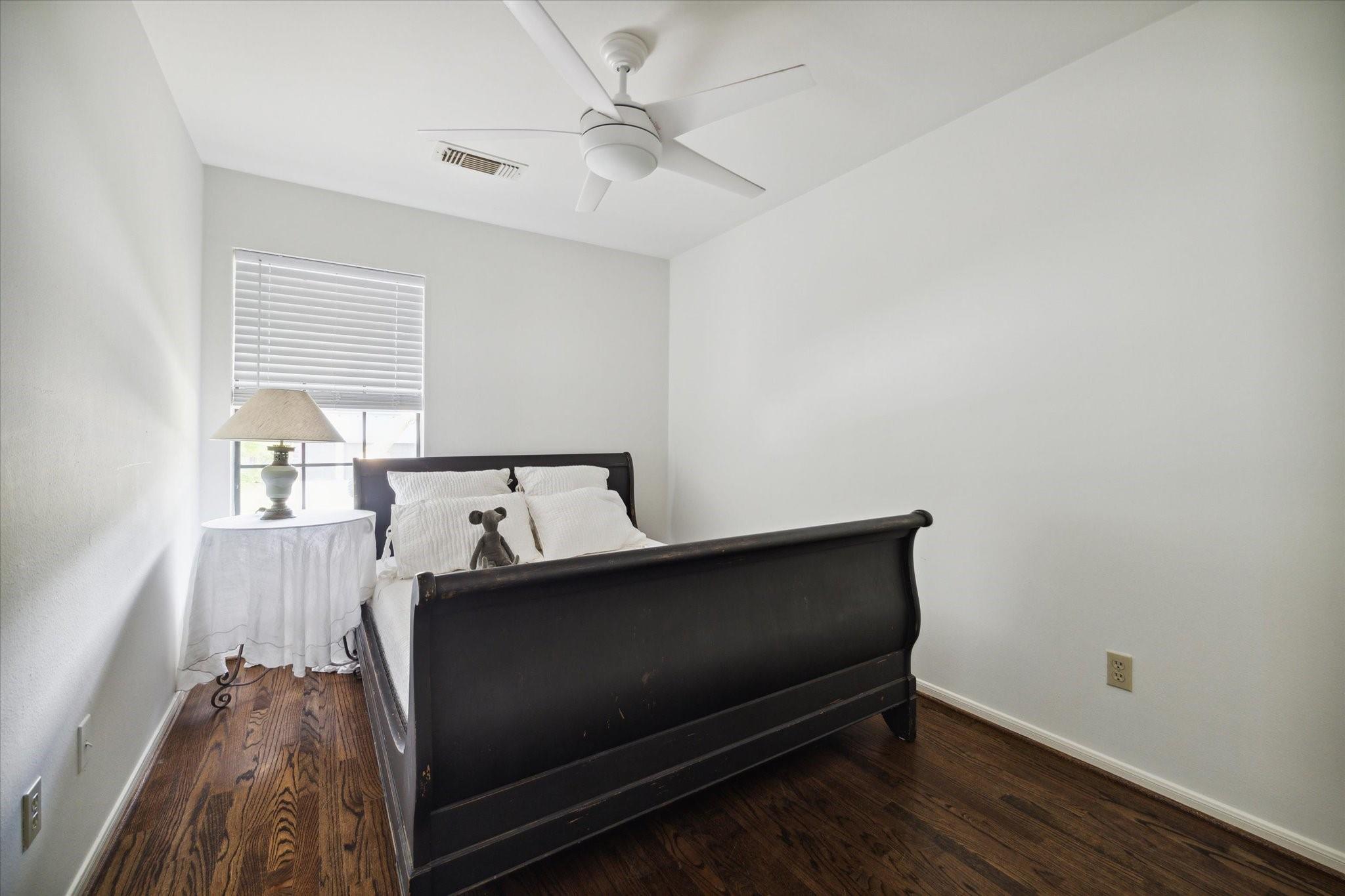 2417 Blue Bonnet Boulevard