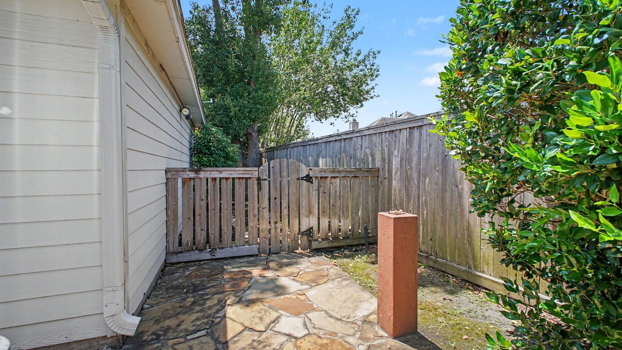 2906 Bay Isle Court