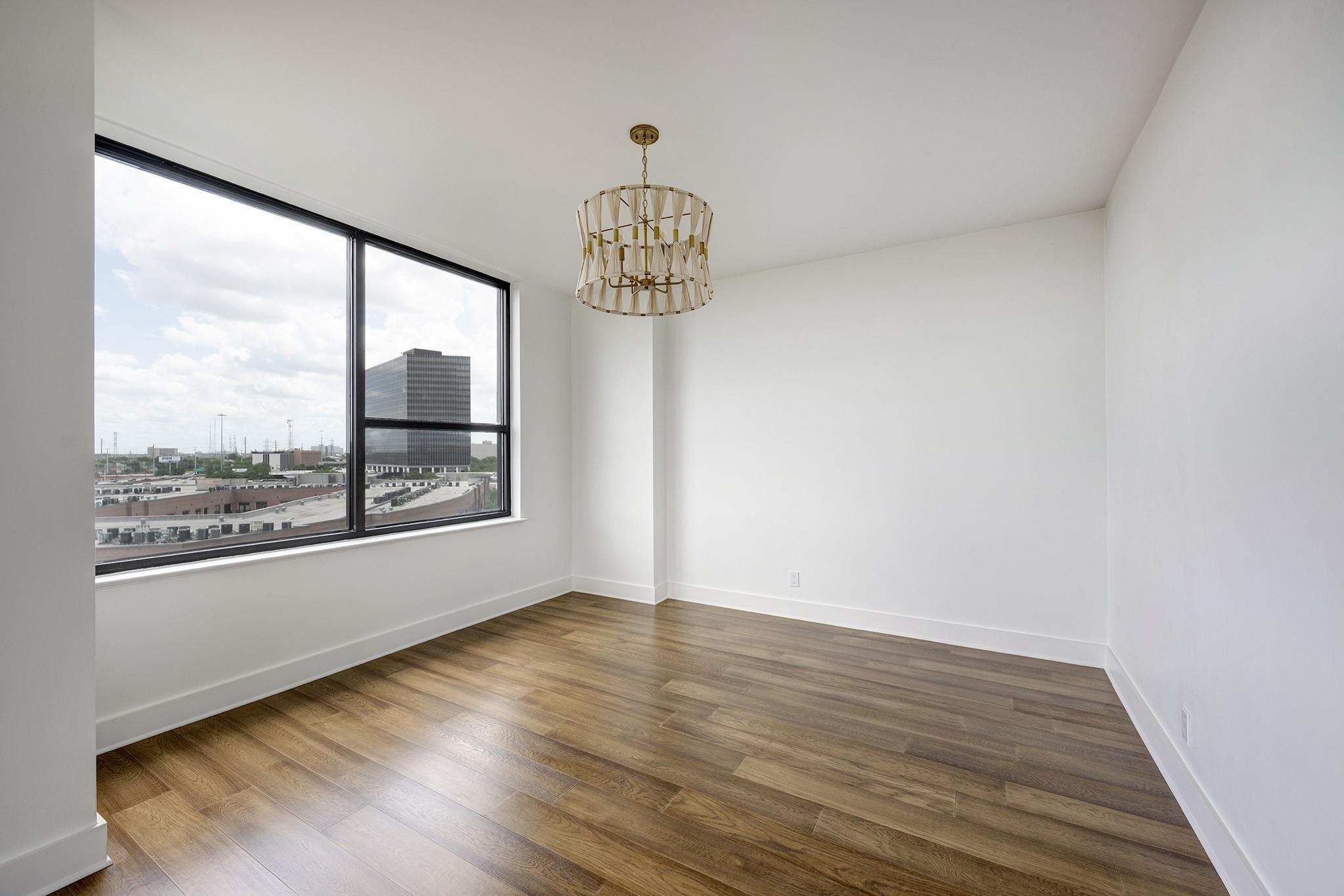 15 Greenway Plaza # 8G
