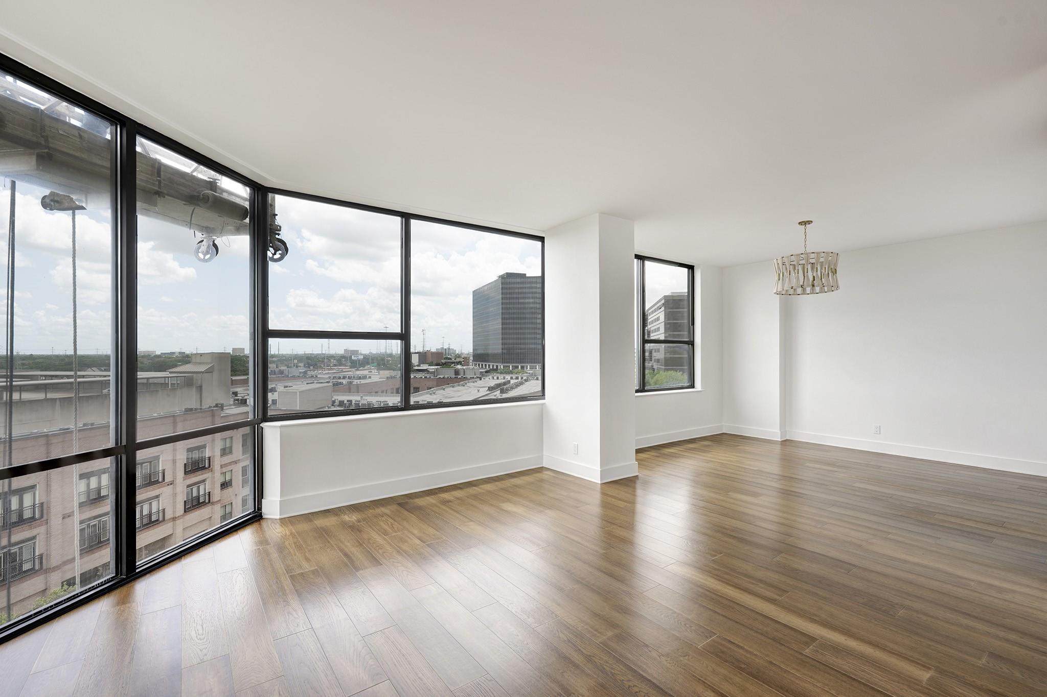 15 Greenway Plaza # 8G