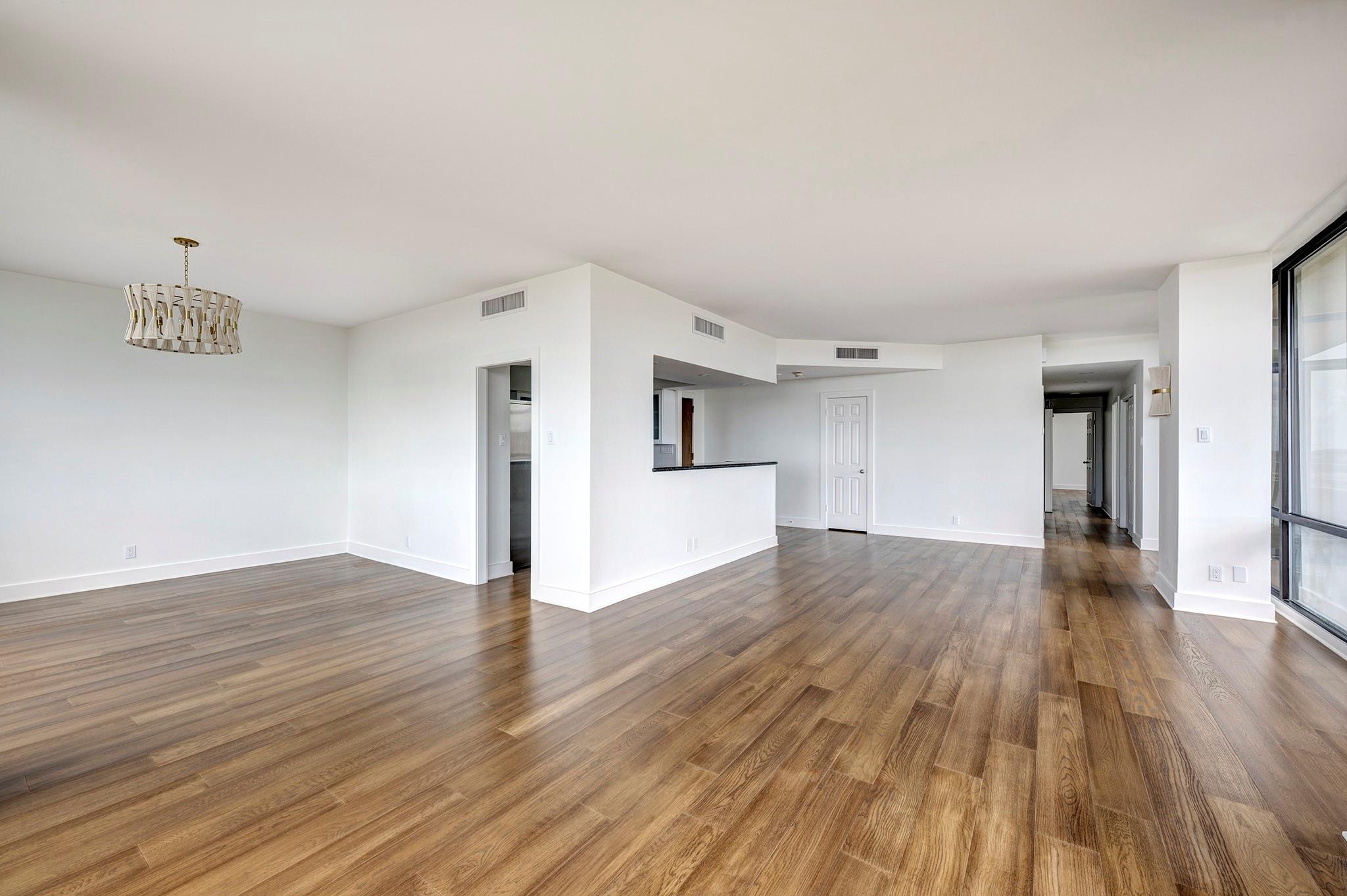 15 Greenway Plaza # 8G
