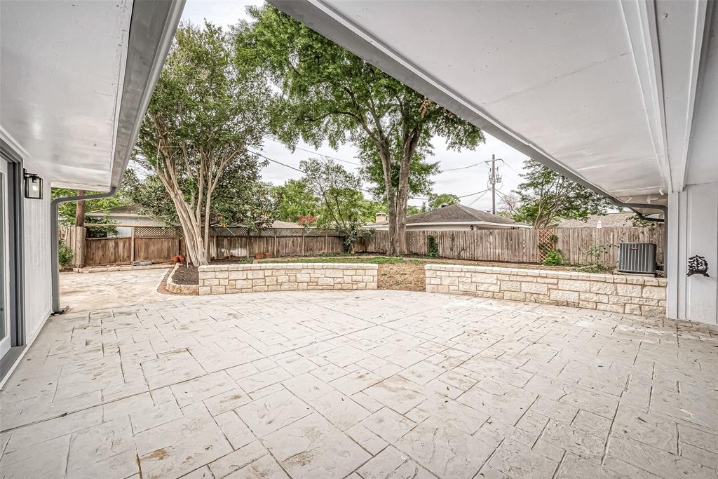 6254 Locke Lane