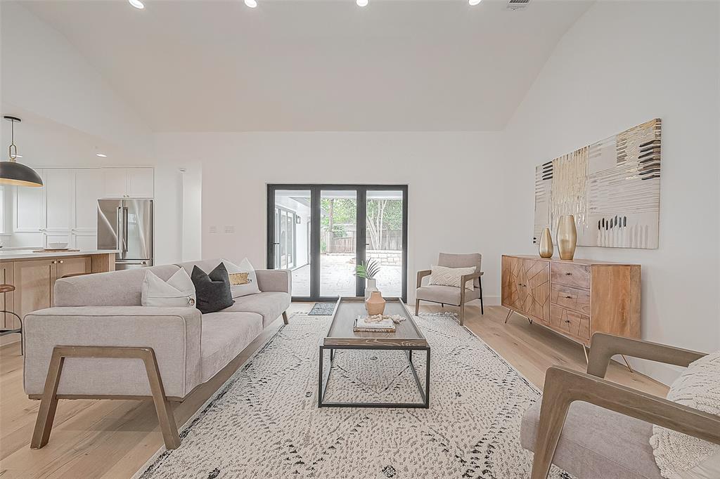 6254 Locke Lane