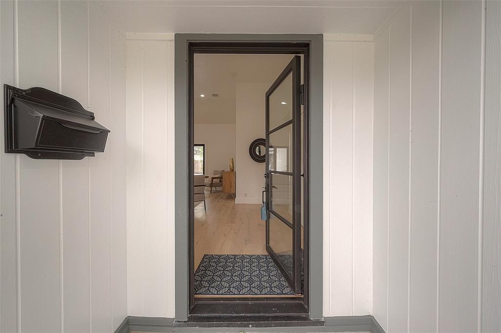 6254 Locke Lane