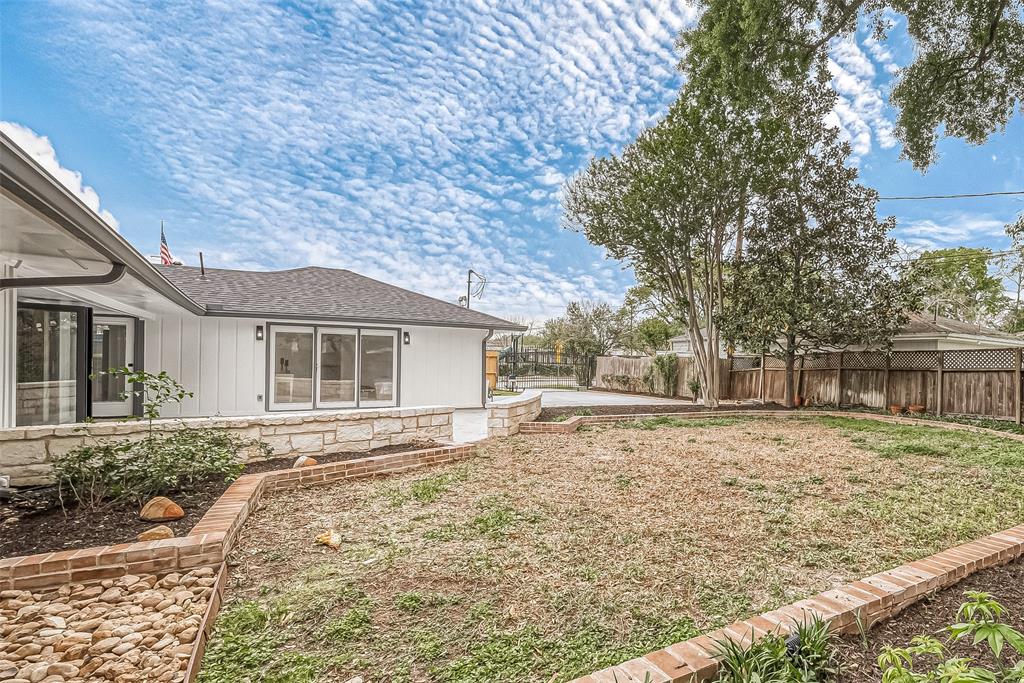 6254 Locke Lane