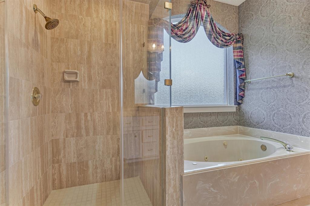 8806 Heather Circle