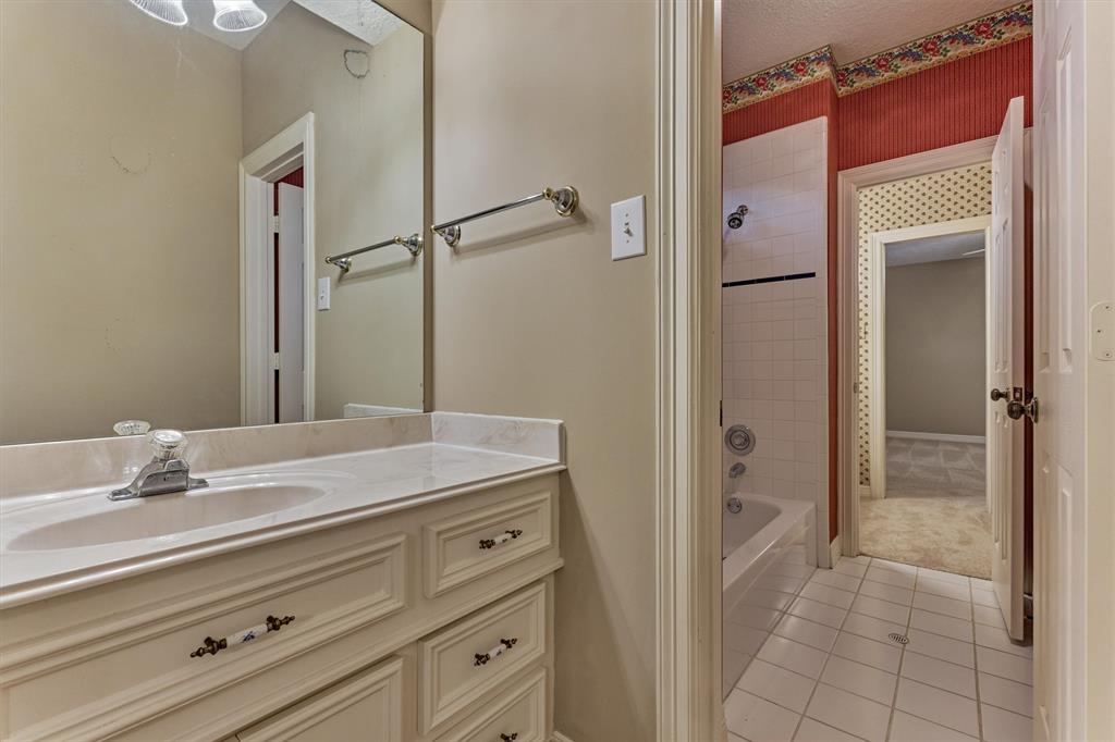 8806 Heather Circle