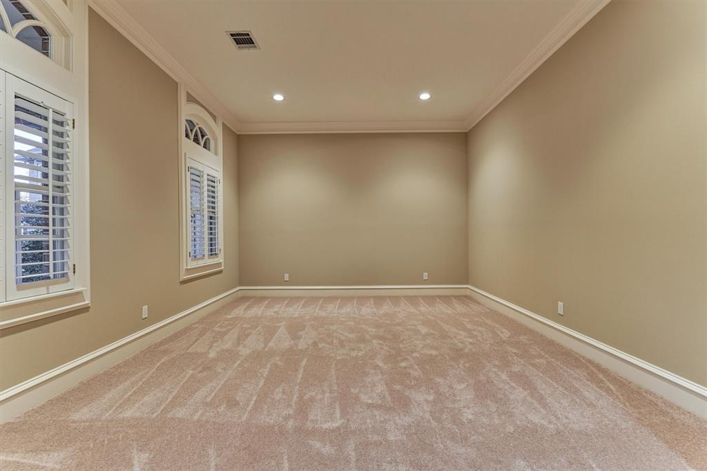 8806 Heather Circle