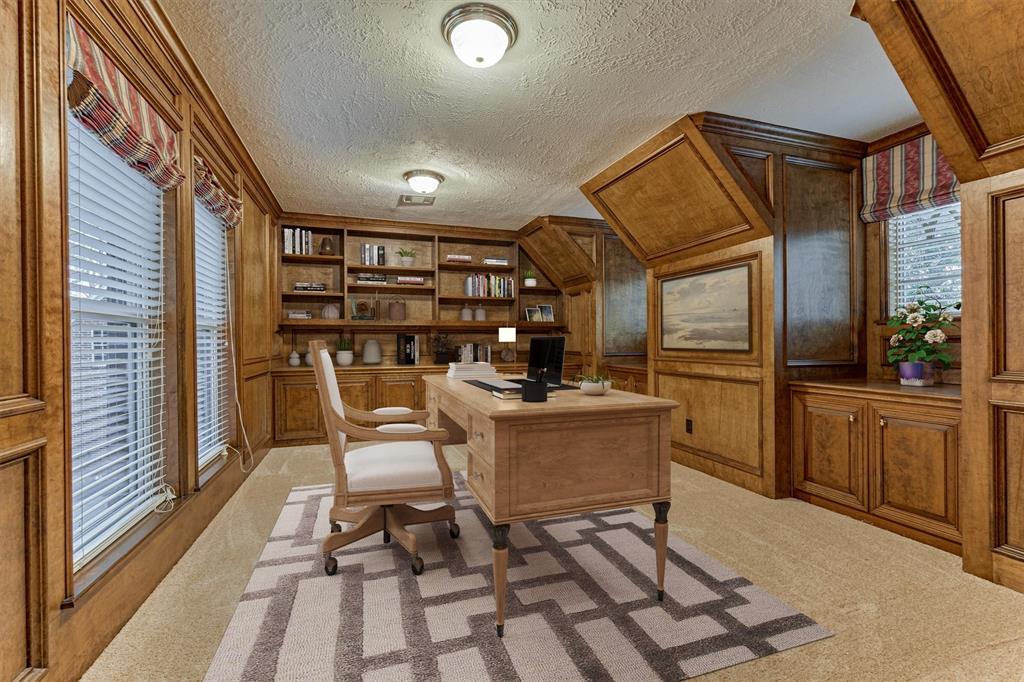 8806 Heather Circle