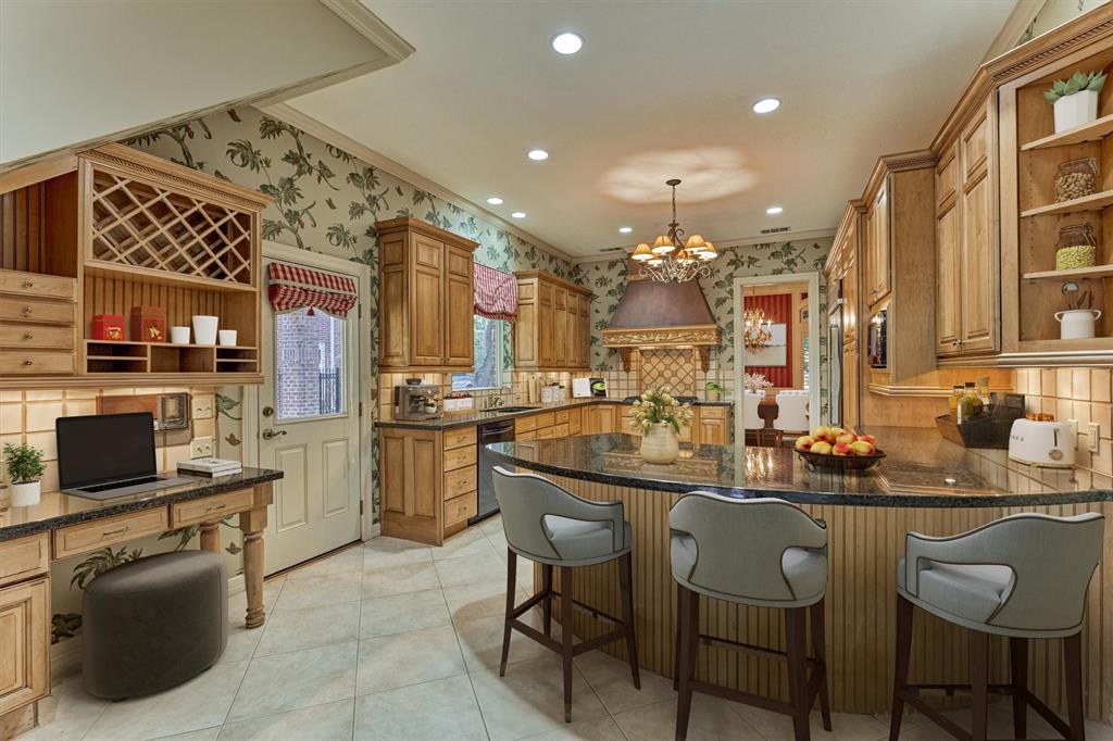 8806 Heather Circle