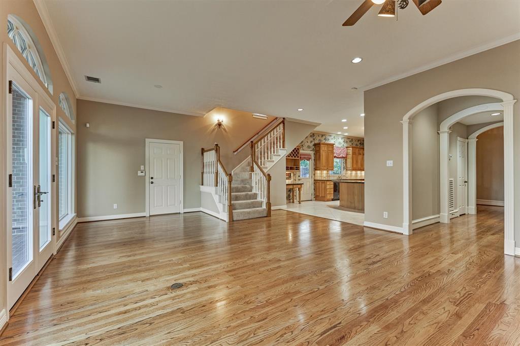 8806 Heather Circle
