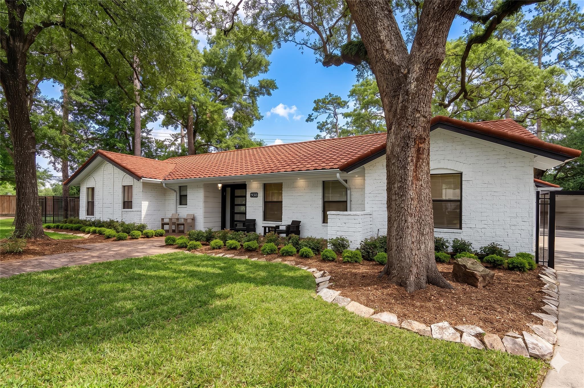 938 Magdalene Drive