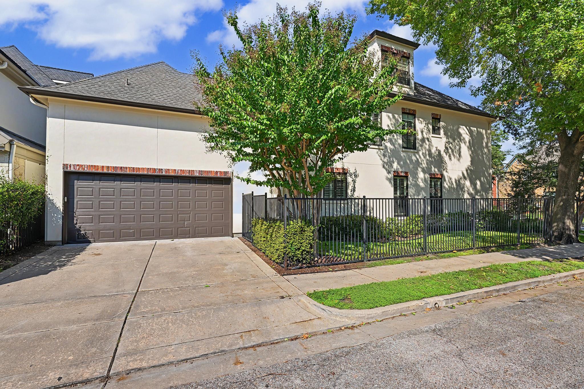 1201 Barkdull Street