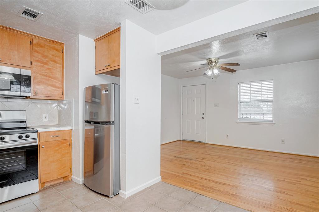115 Aurora Street # 4