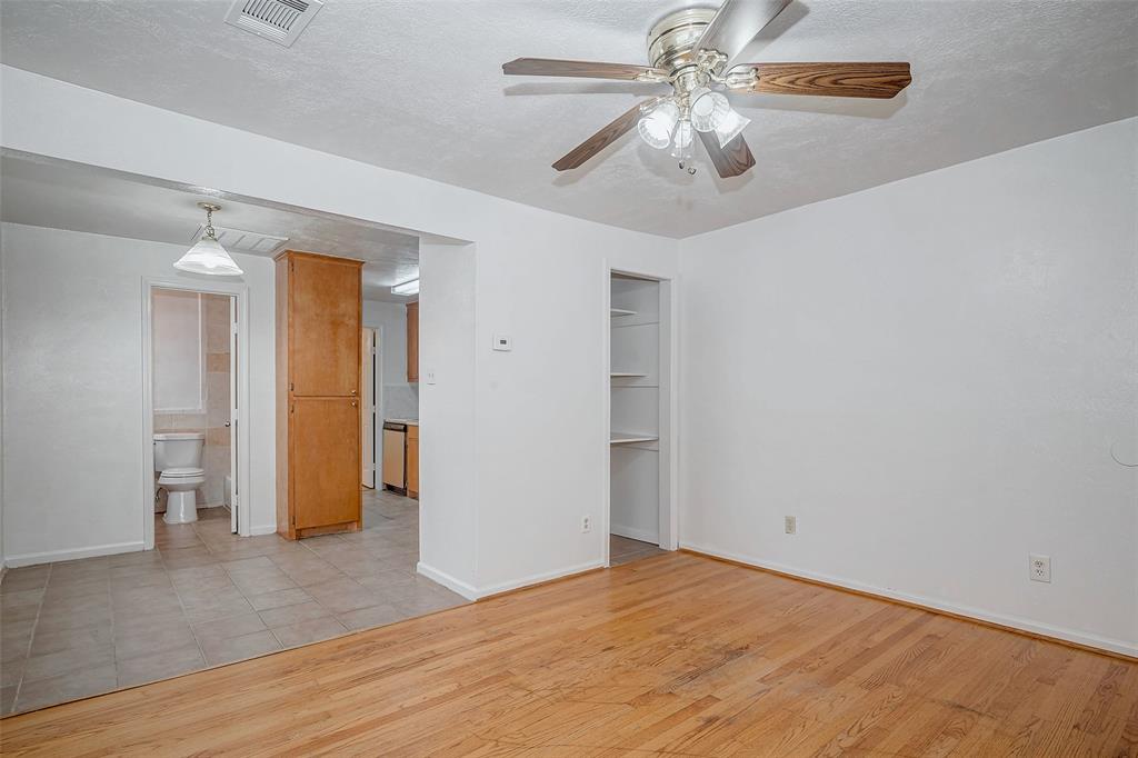 115 Aurora Street # 4