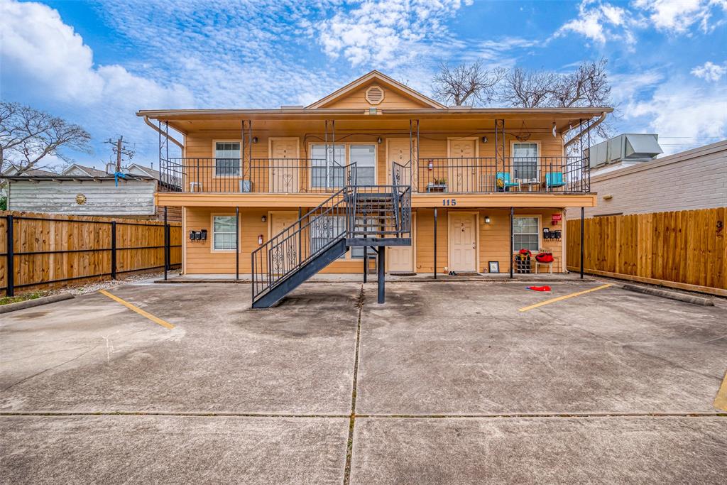 115 Aurora Street # 4