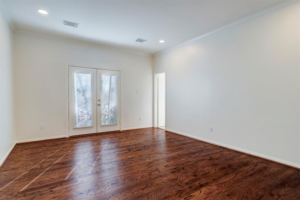 2114 Westgate Drive