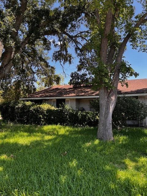 7114 Ridgeway Drive
