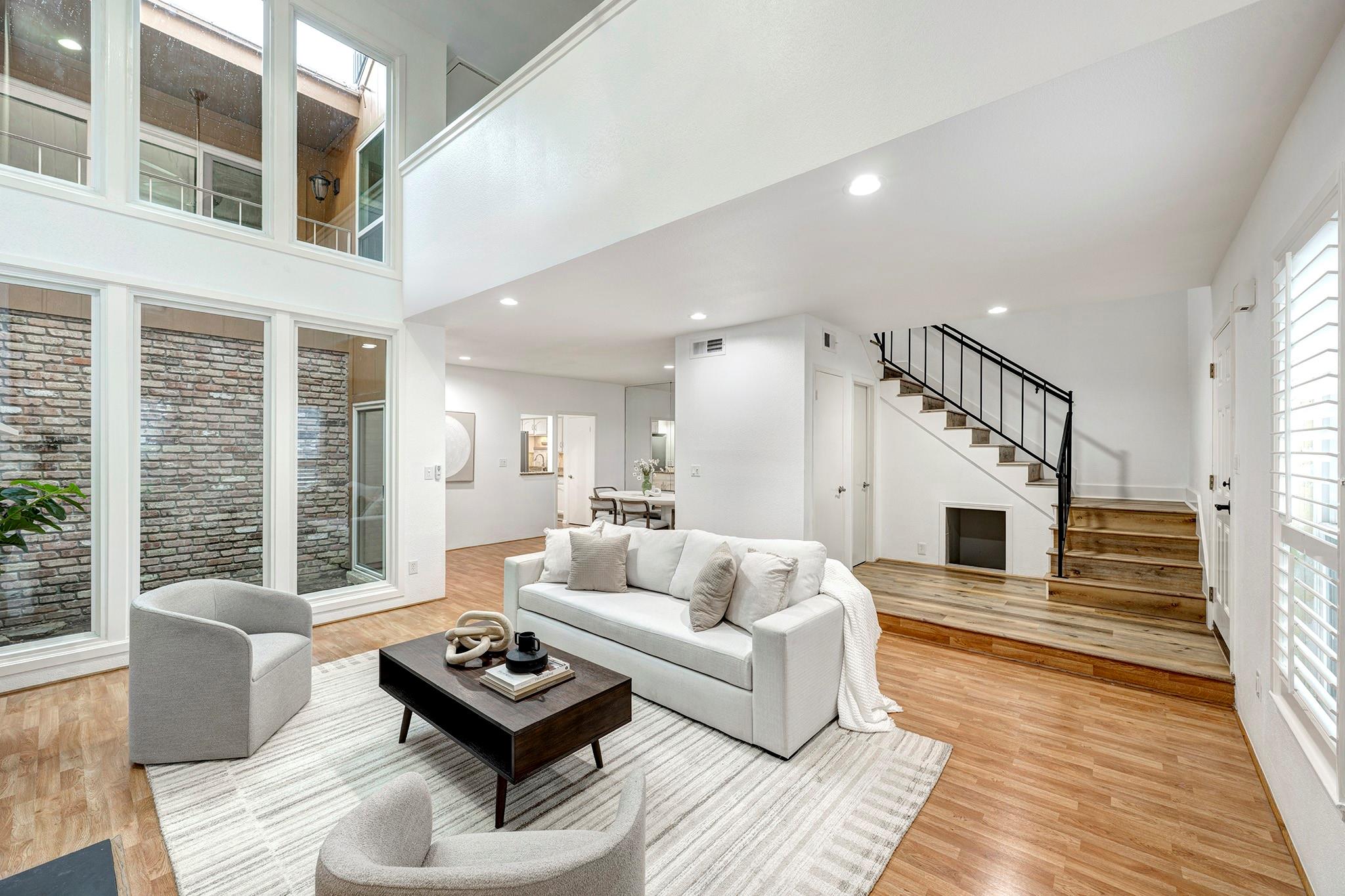 2323 Augusta Drive # 5