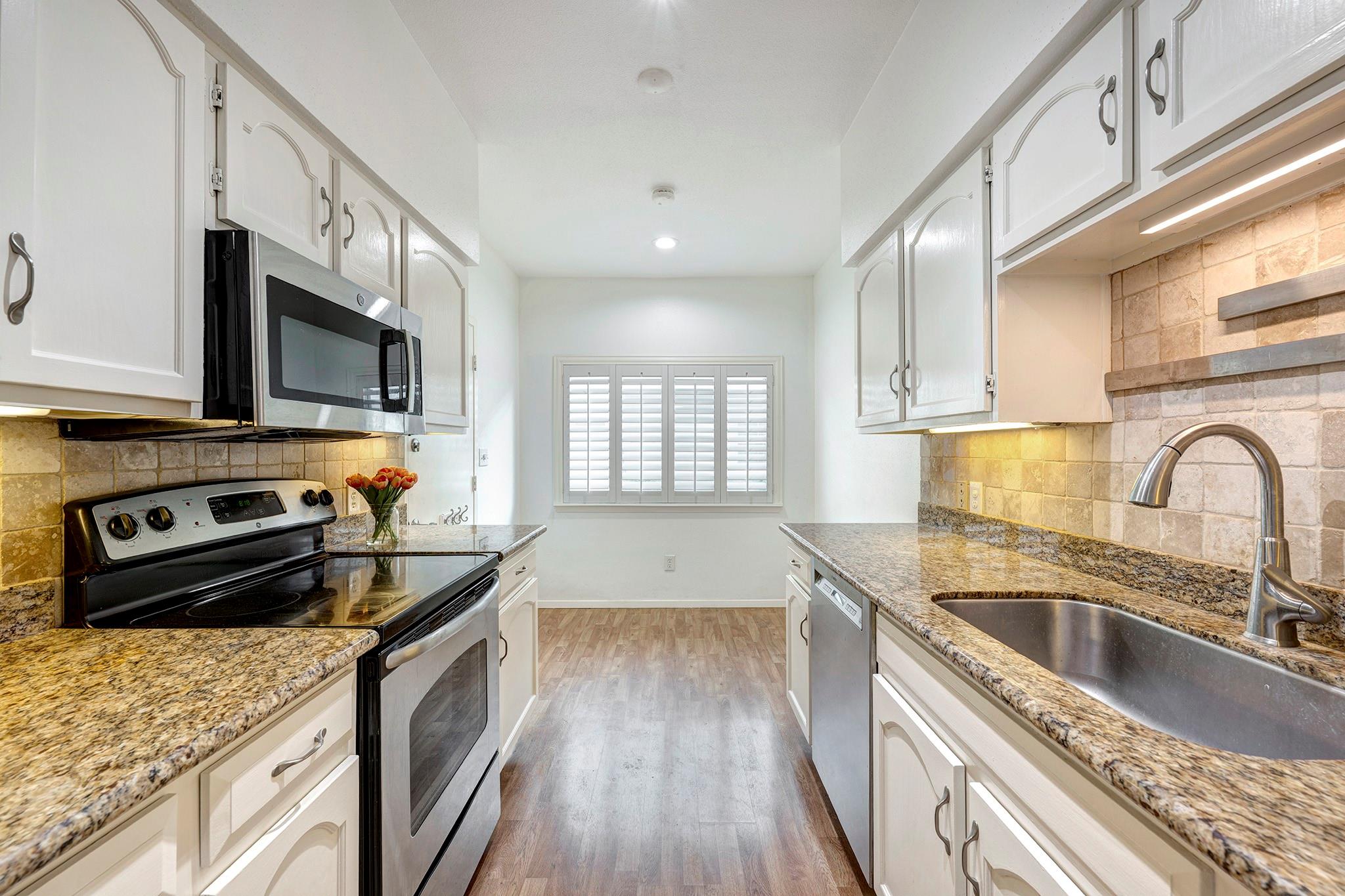 2323 Augusta Drive # 5