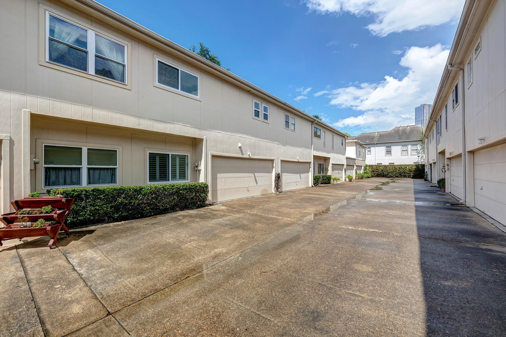 2323 Augusta Drive # 5