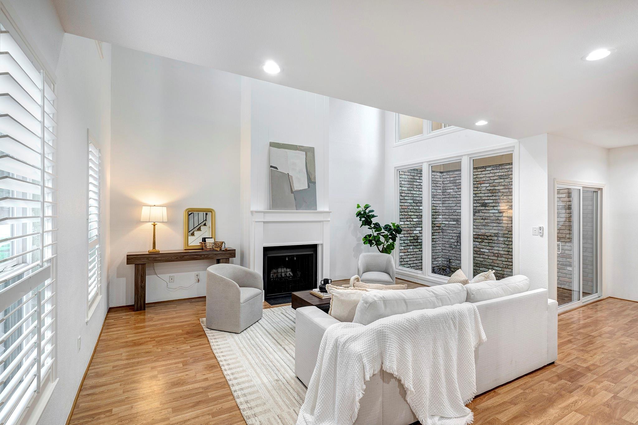 2323 Augusta Drive # 5