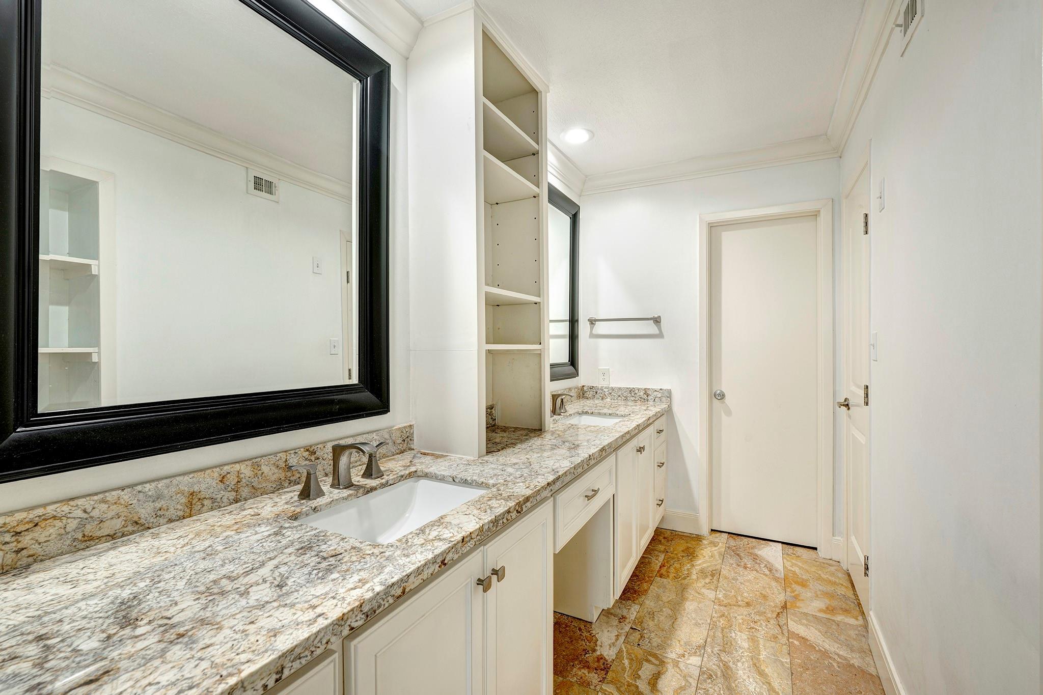 2323 Augusta Drive # 5