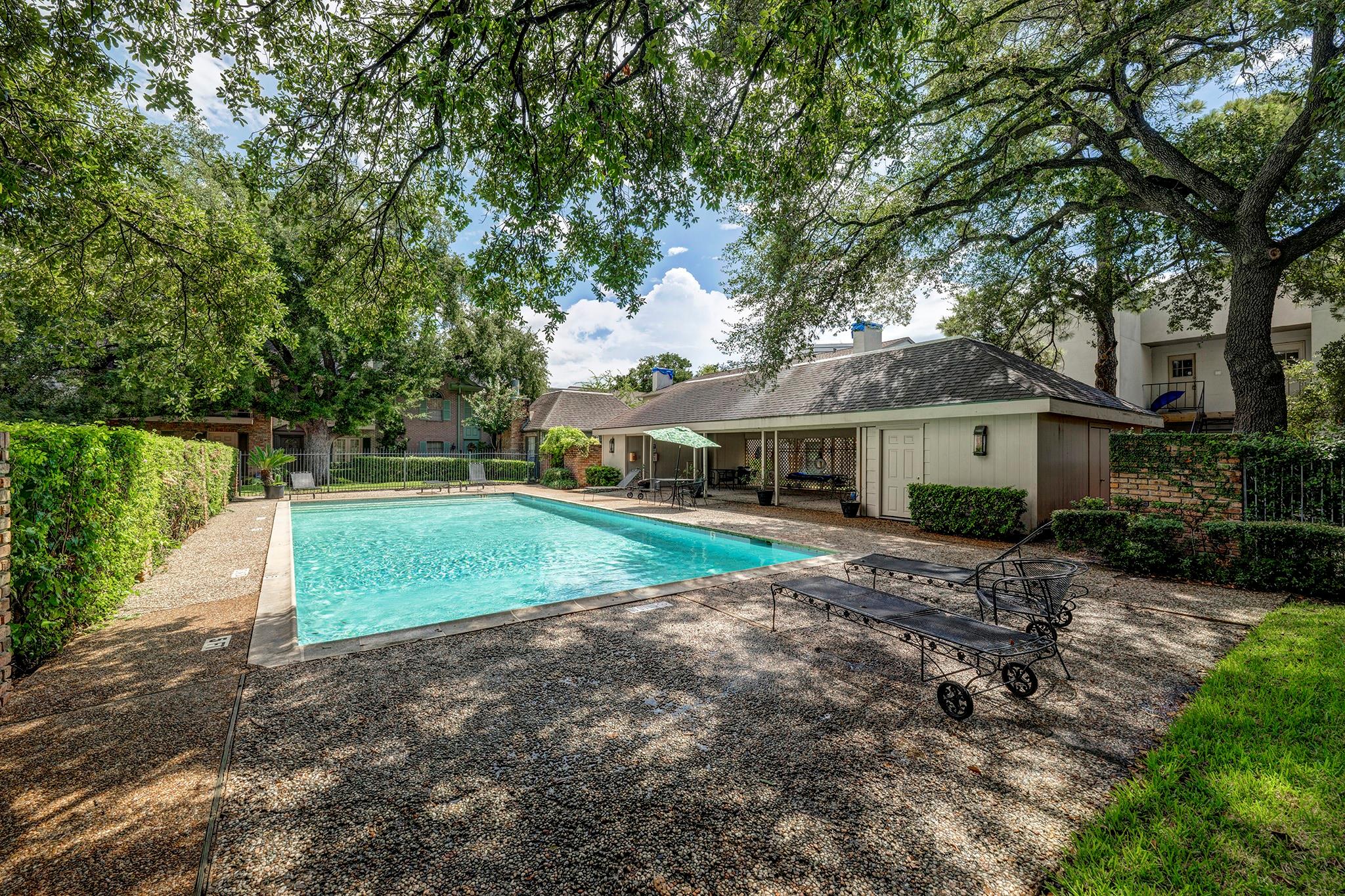 2323 Augusta Drive # 5