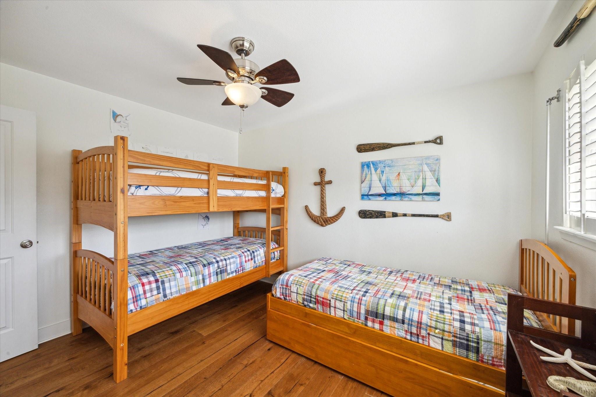 3411 Petite Circle
