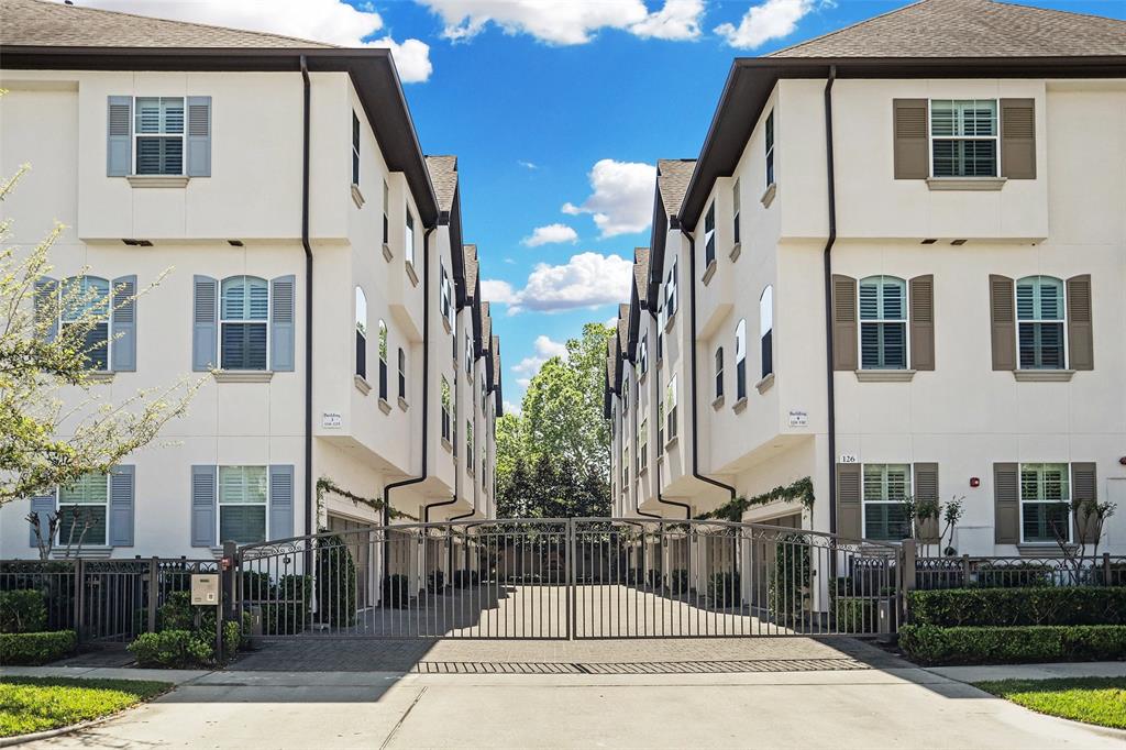 4031 Bellefontaine Street # 114