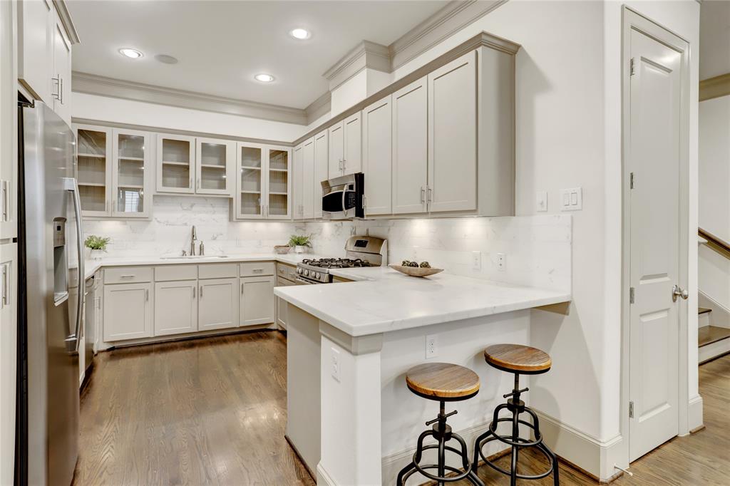4031 Bellefontaine Street # 114