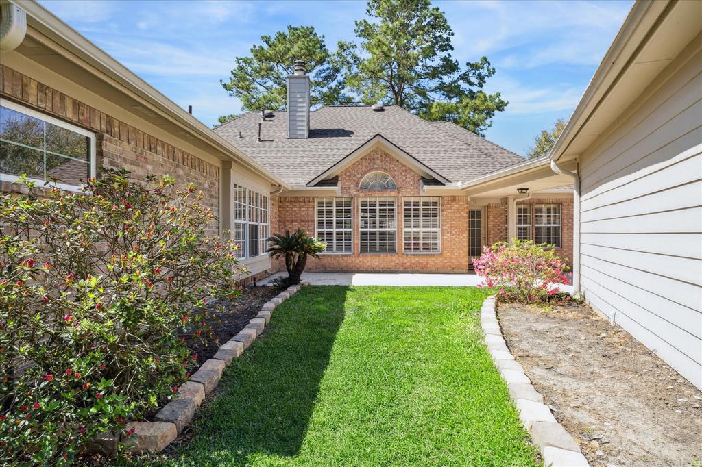 3622 Valley Chase Drive