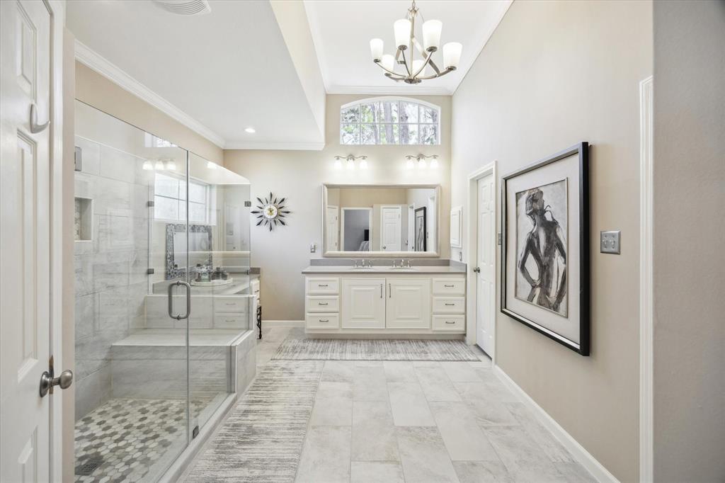 3622 Valley Chase Drive