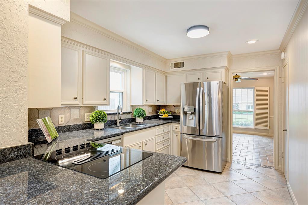 13706 Pinerock Lane