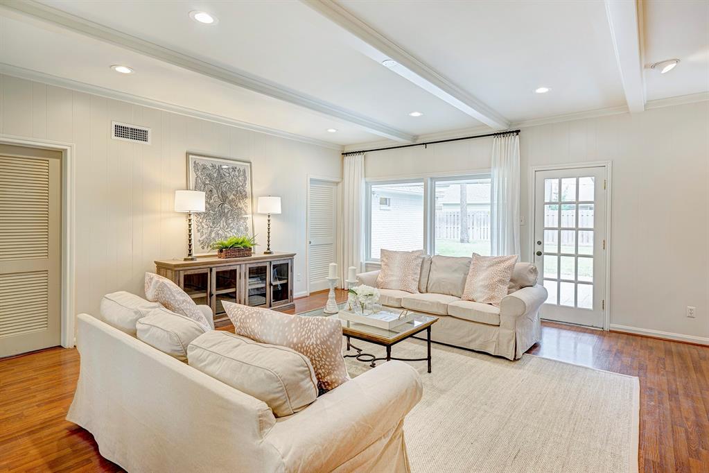 13706 Pinerock Lane