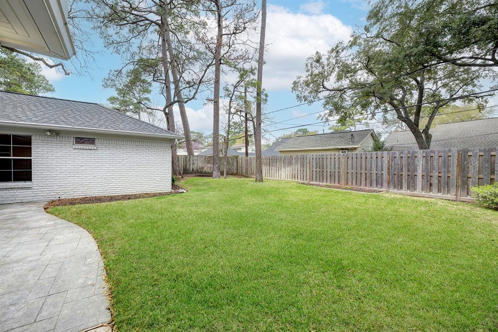 13706 Pinerock Lane