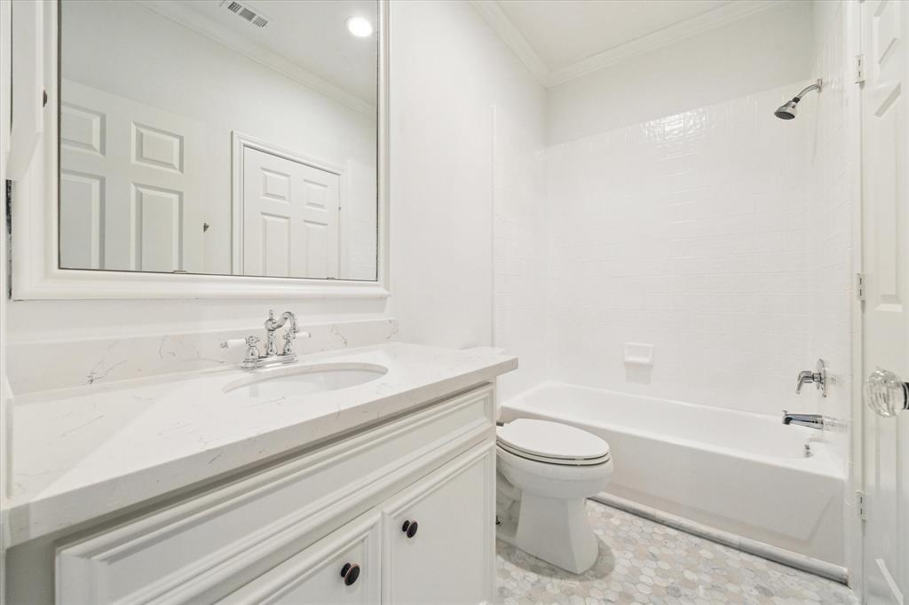 5160 Chevy Chase Drive