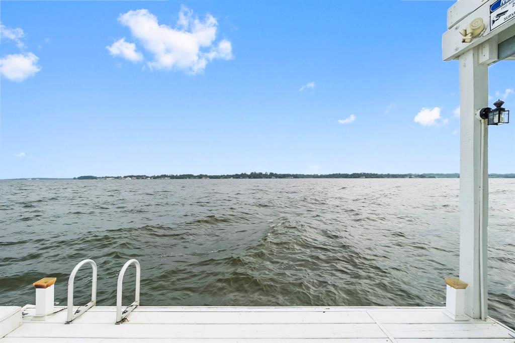 1133 River Road