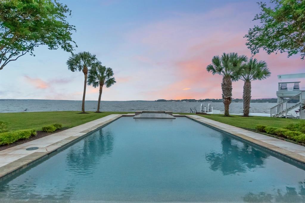 1133 River Road