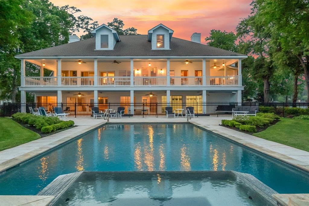 1133 River Road