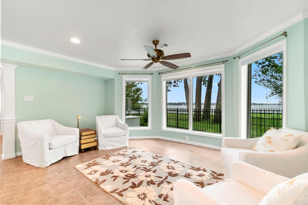 1133 River Road